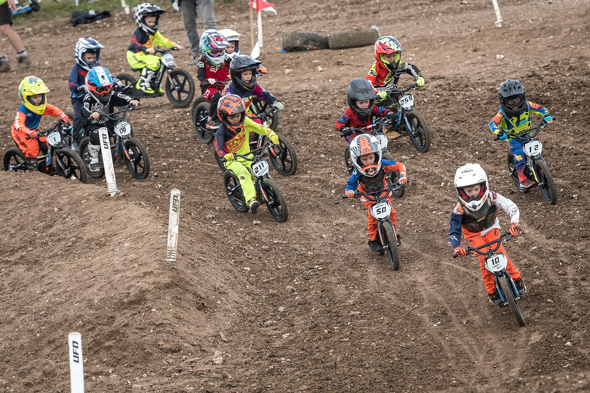 Voltaic Lion 16-Inch Kids Electric Dirt Bike