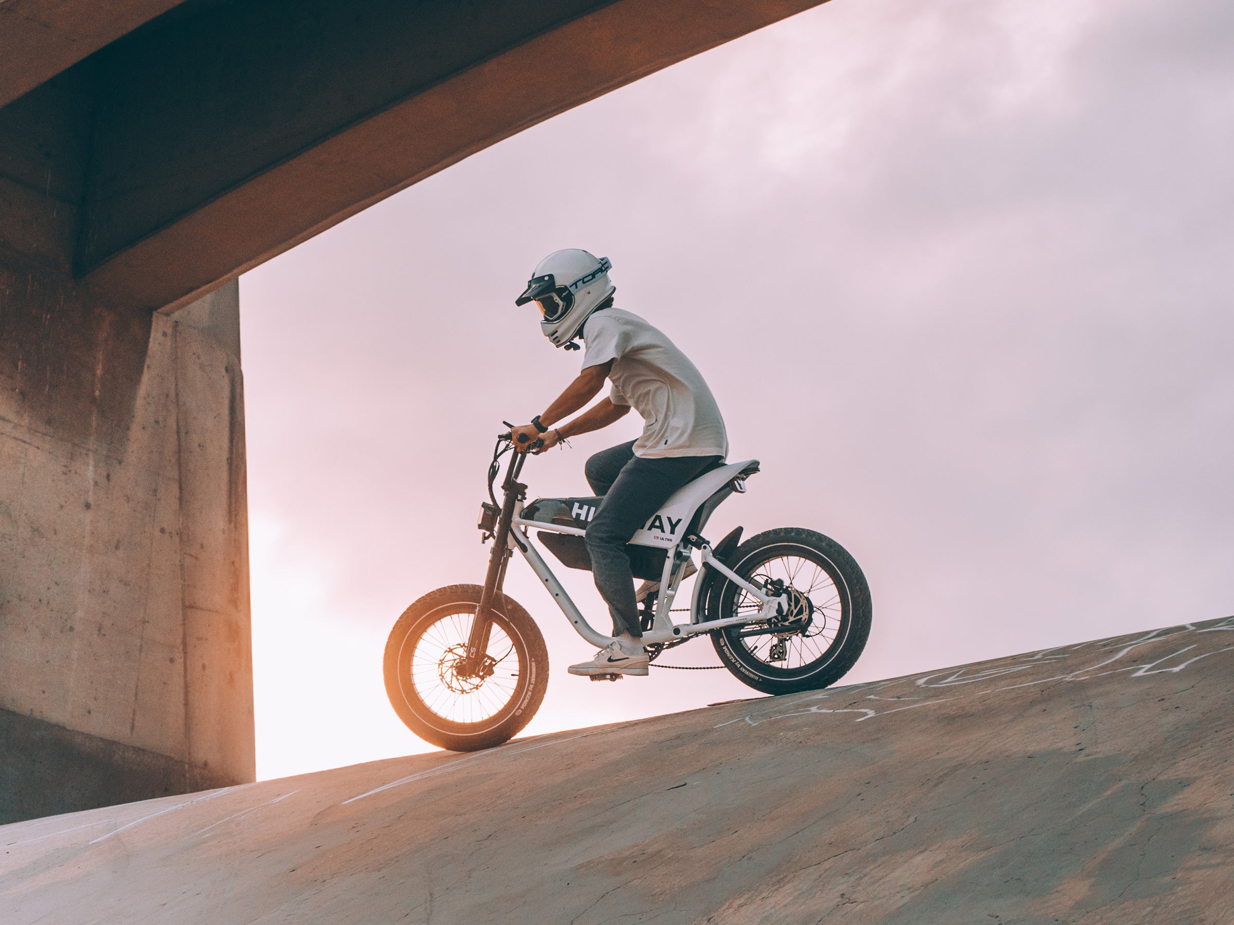 Himiway C5 Electric Motorbike  Electric Bikes Paradise