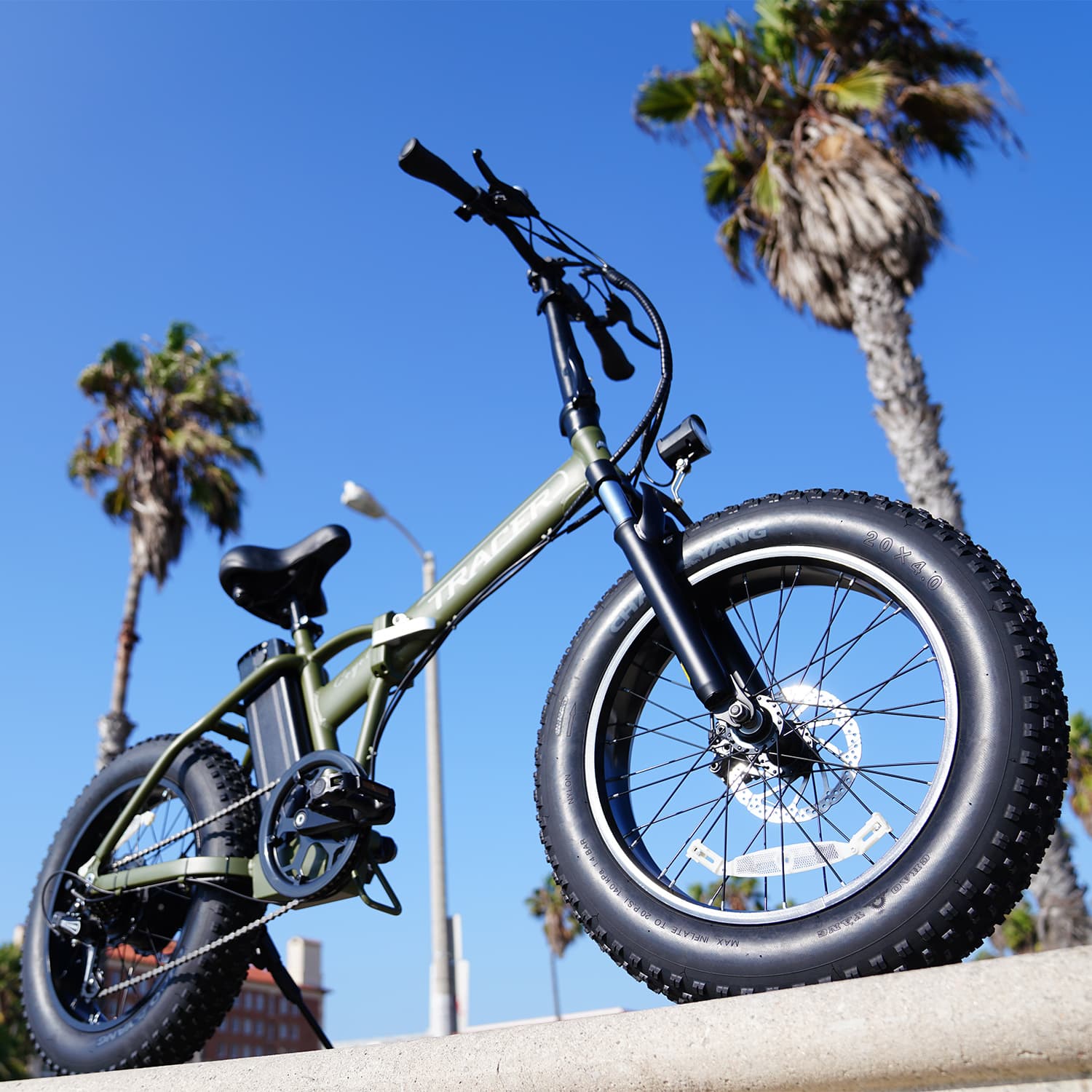 Tracer Coyote 500W Foldable Electric Bike