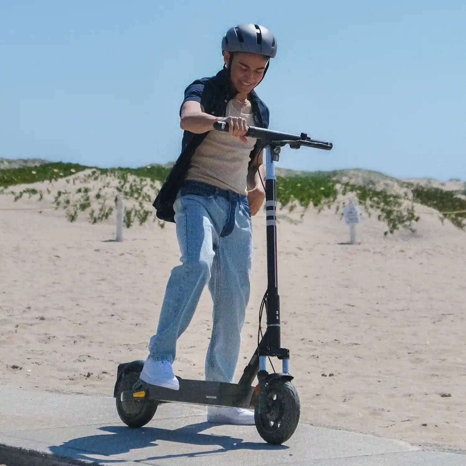 OKAI NEON Ultra ES40 High-Performance City Electric Scooter