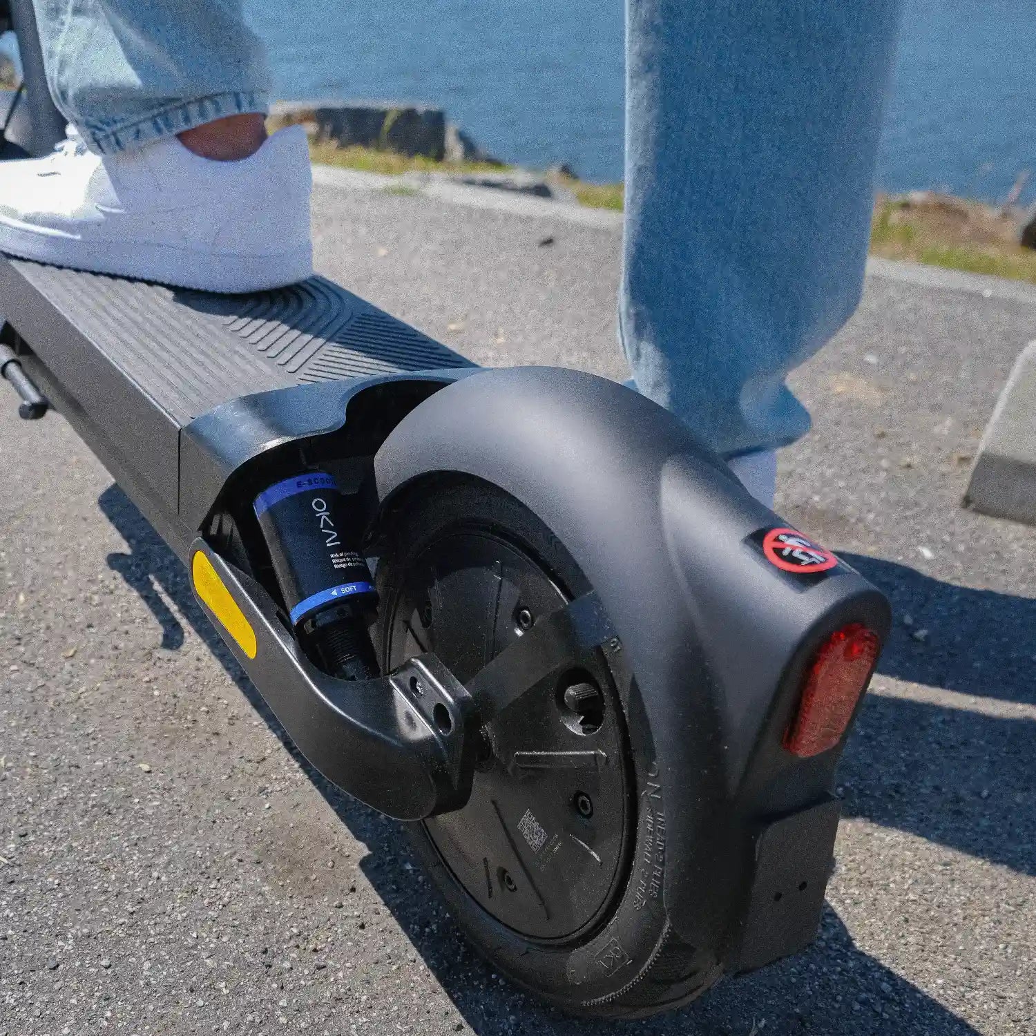 OKAI NEON Ultra ES40 High-Performance City Electric Scooter