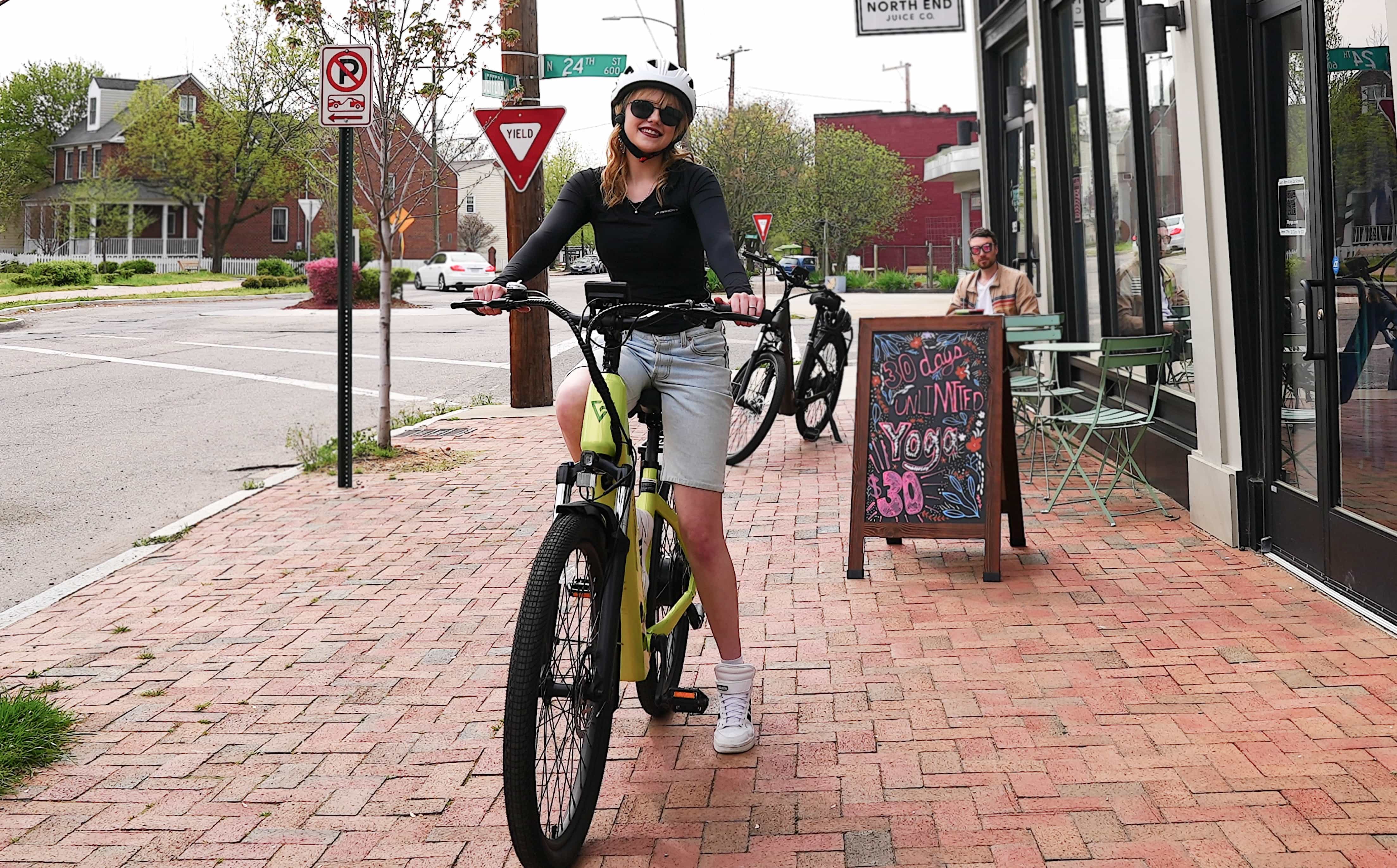 Vanpowers UrbanGlide Standard Step Thru Electric Bike
