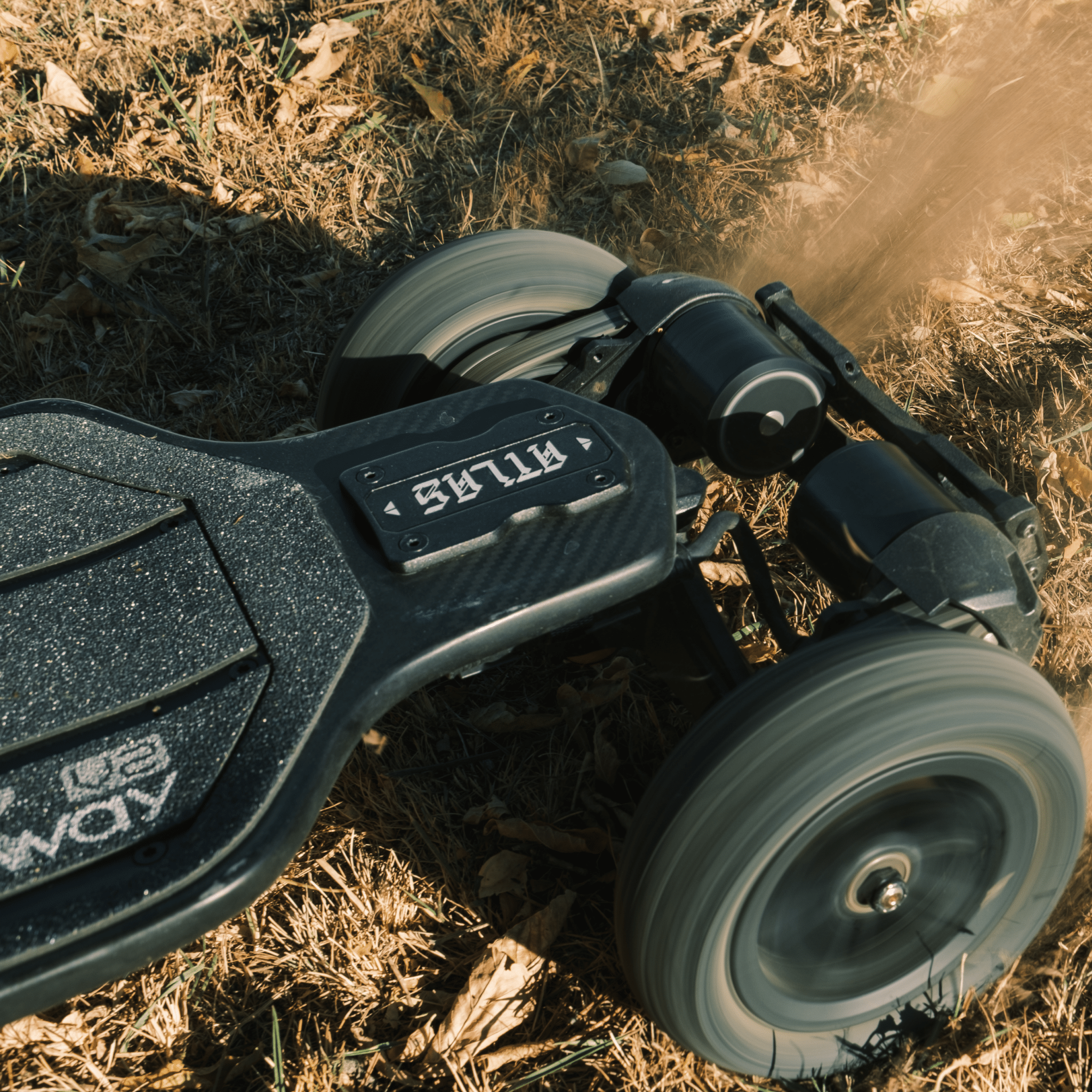 Exway Atlas V2 4WD All-Terrain Carbon Fiber Electric Skateboard
