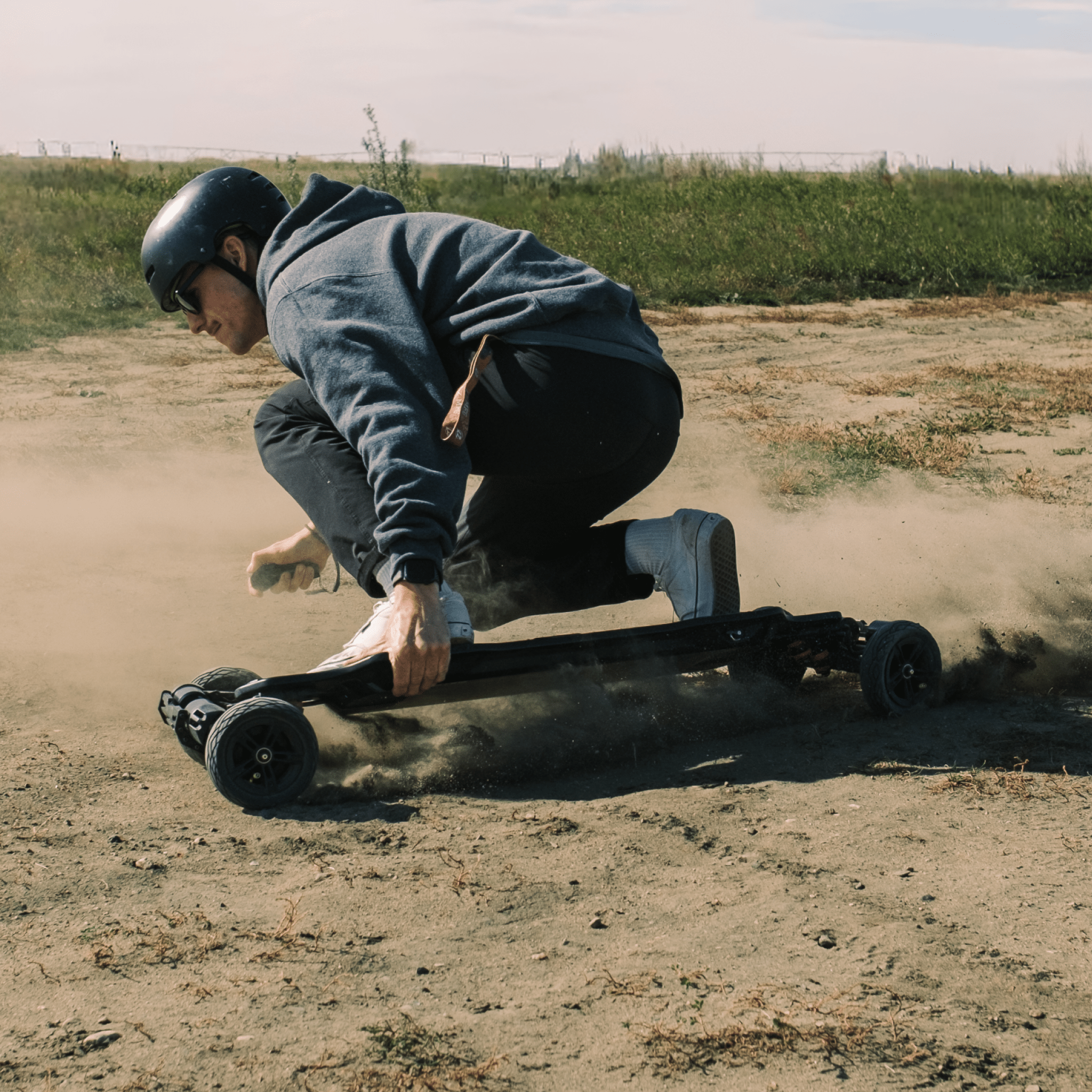 Exway Atlas V2 4WD All-Terrain Carbon Fiber Electric Skateboard